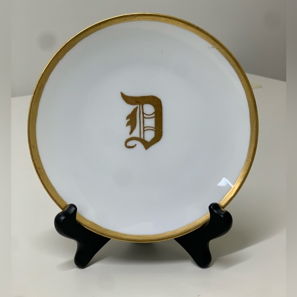 Vintage J & C Bavaria Peerless Gold Trim Letter D Monogram Plate - Picture 1 of 16